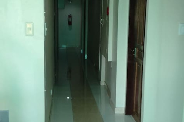 Ballroom/Hall 24 of 28