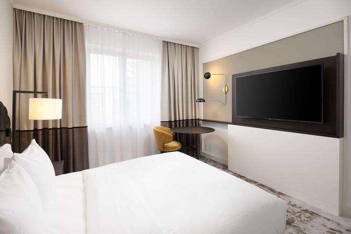 Room 29 of 98
