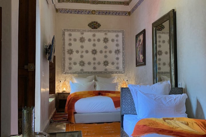 Room 6 of 62