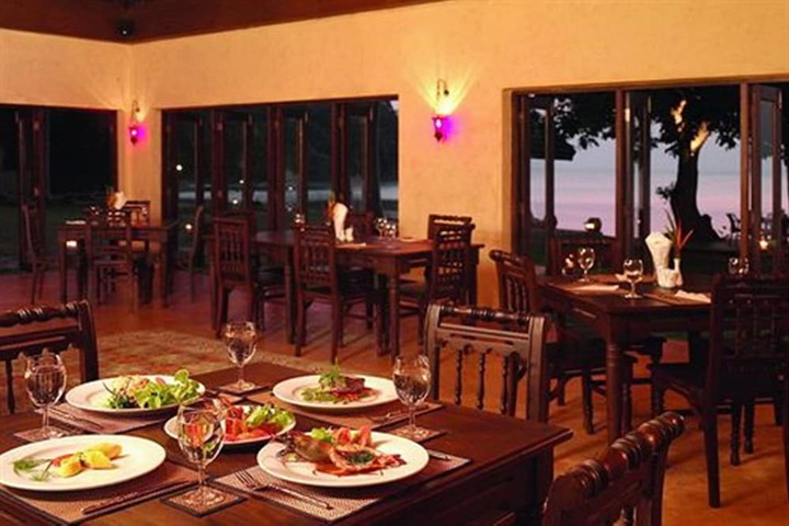 Dining 62 of 109
