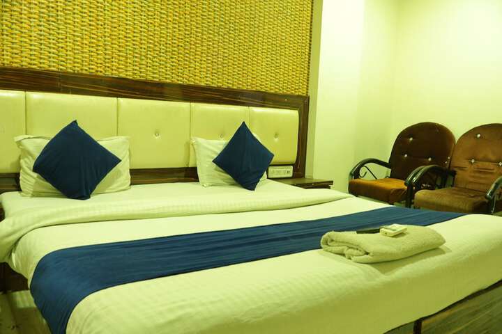 Room 8 of 49