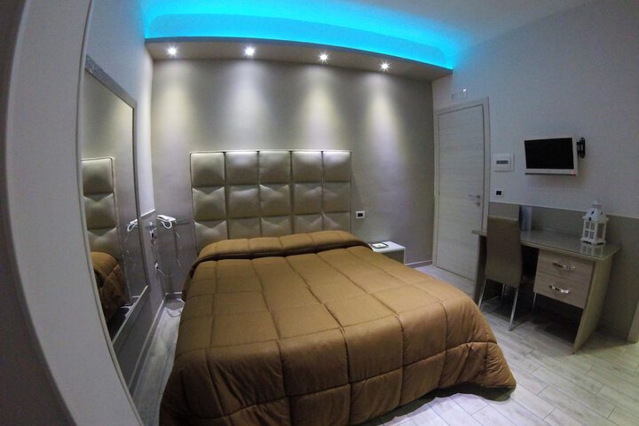 Room 12 of 39