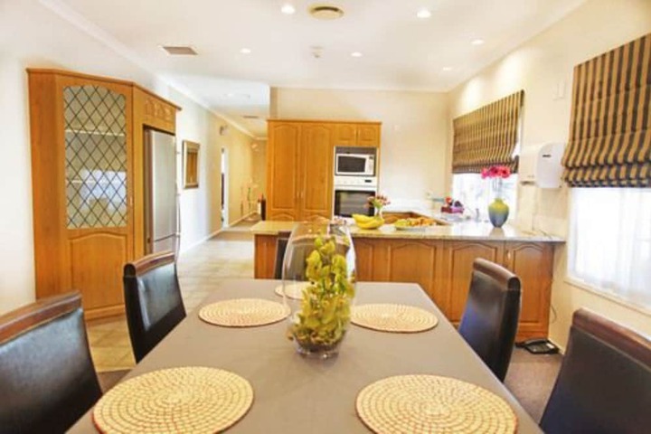 Dining Photos