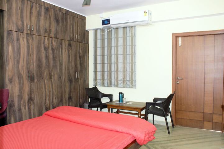 Room 26 of 49