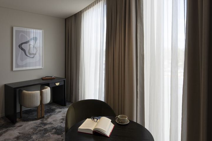 Room 16 of 36
