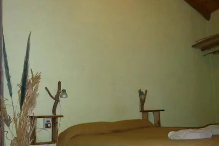 Room 10 of 20