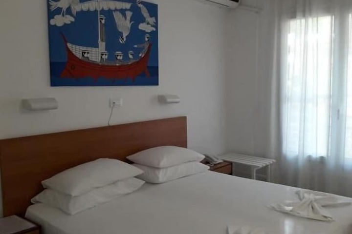 Room 10 of 55