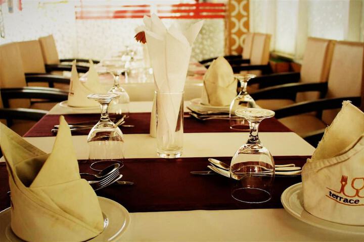Dining 66 of 74