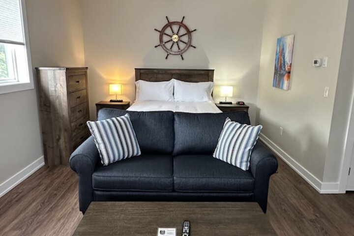 Room 9 of 30