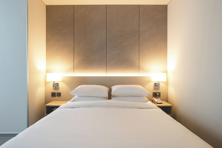 Room 60 of 151