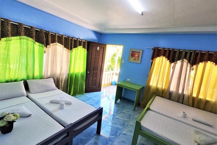 Room 2 of 29