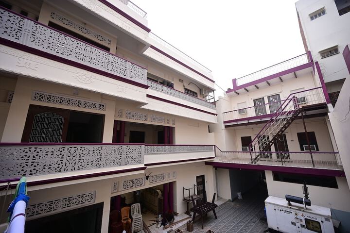 Hotel 20 of 20