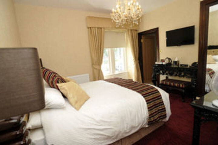 Room 34 of 64
