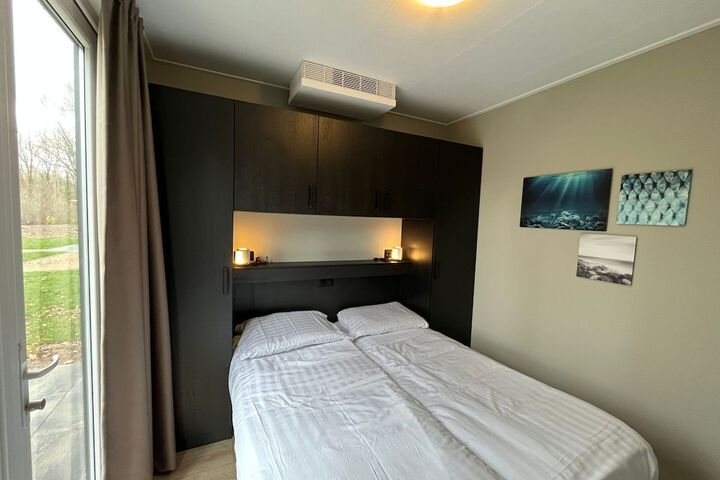 Room 4 of 35