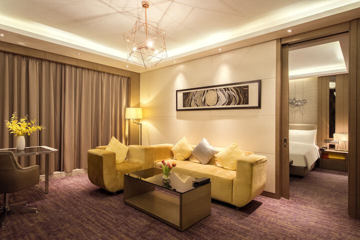 Room 3 of 58