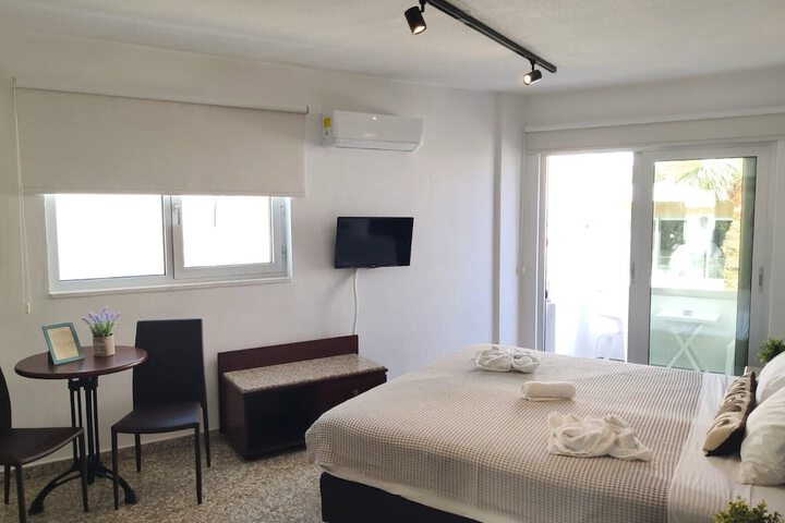 Room 20 of 84