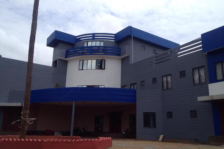 Kallada Golden Hotel