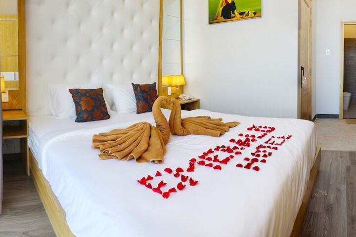Emerald Ocean Hotel