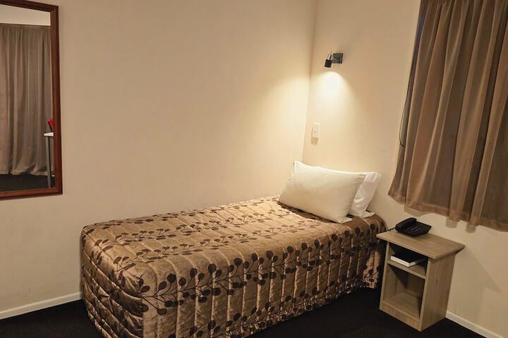 Room 59 of 175