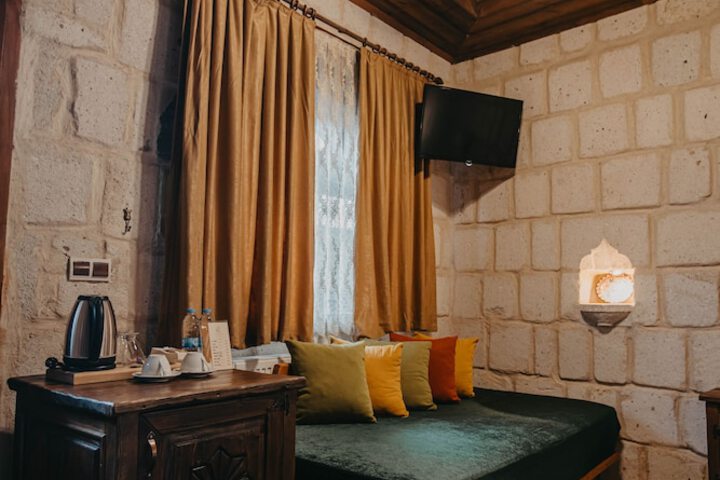 Room 31 of 61
