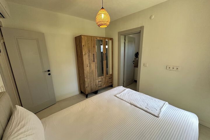 Room 38 of 64