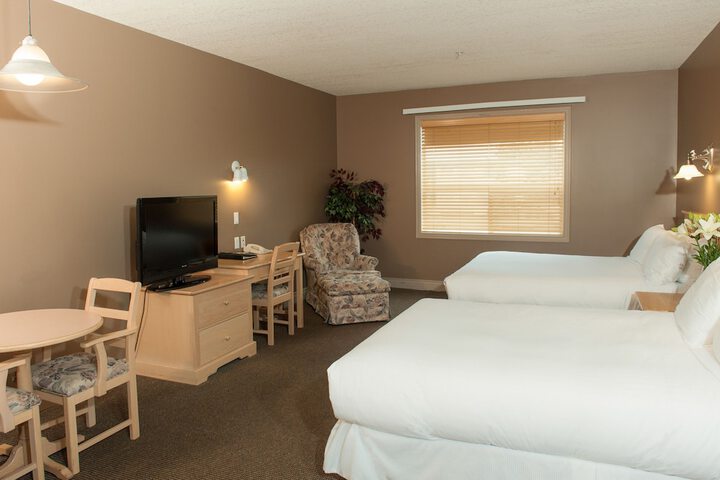 Room 11 of 33