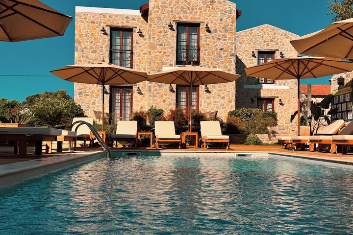 Pool 46 of 63