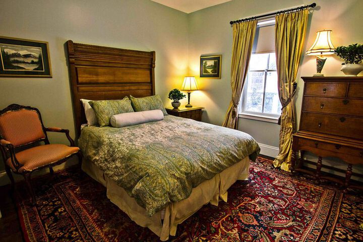 Room 28 of 75