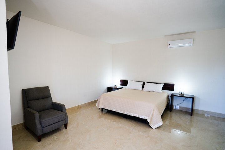 Room 64 of 211
