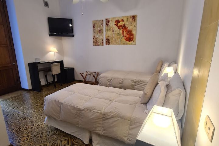 Room 50 of 133