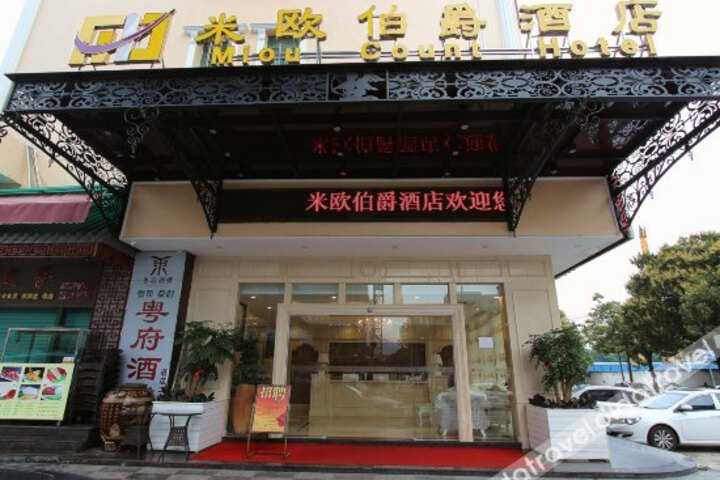 Miou Count Hotel
