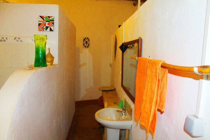 Room 11 of 20