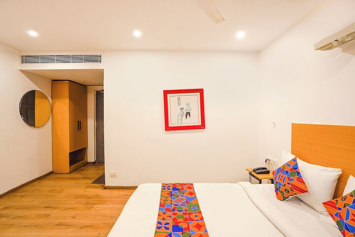 Room 15 of 26