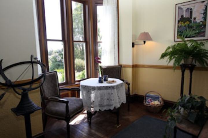 Hotel Interior 4 of 162