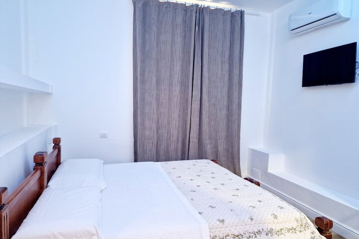 Room 18 of 69