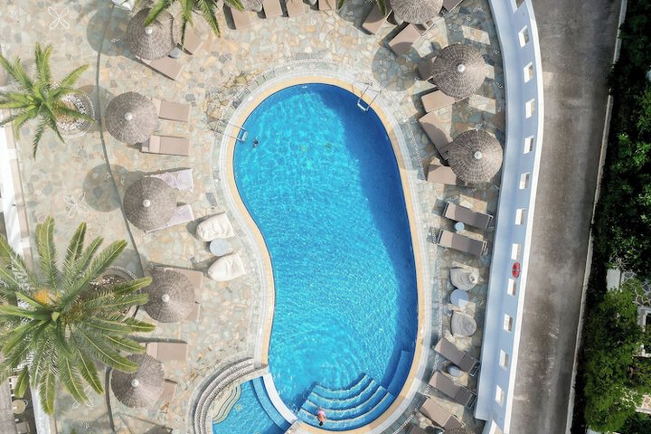 Hotel 83 of 86