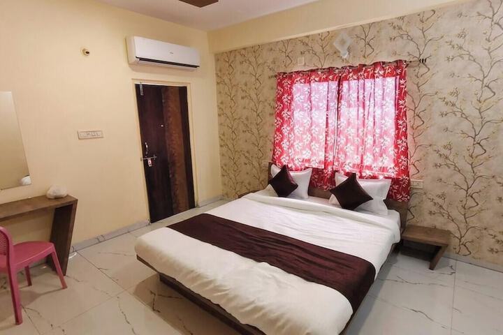 Room 6 of 21