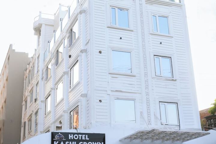 Hotel Kashi Crown