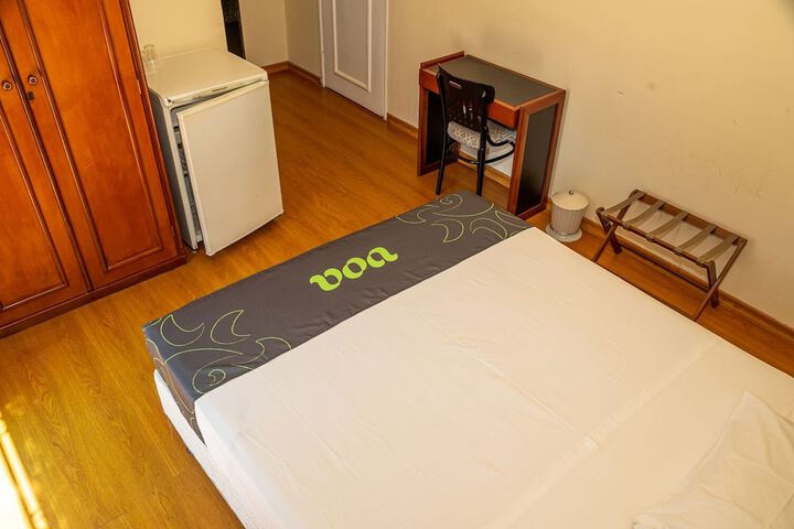 Room 7 of 68