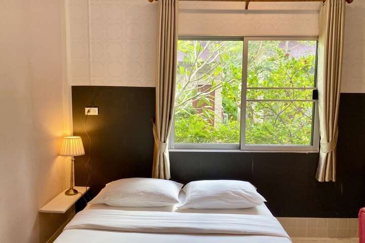 Room 20 of 72