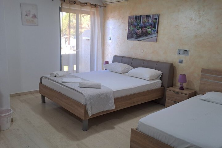 Room 8 of 51