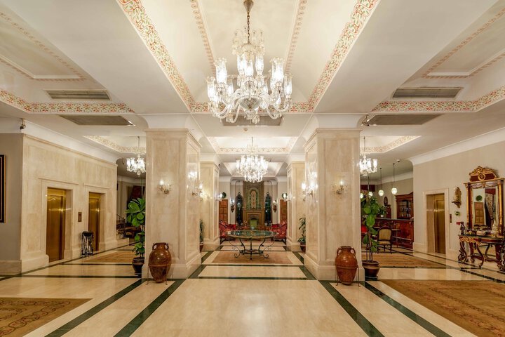 Hotel Lobby