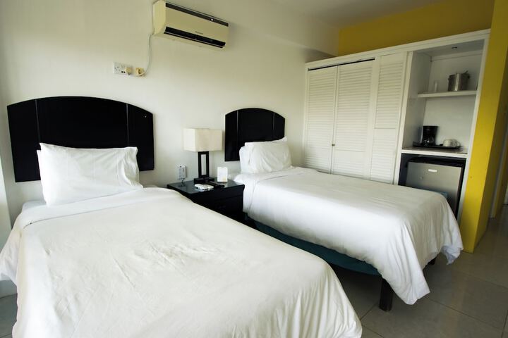 Room 46 of 95
