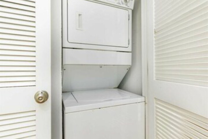 Laundry 40 of 69