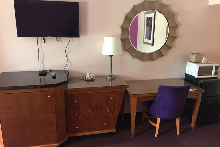 Room 19 of 34