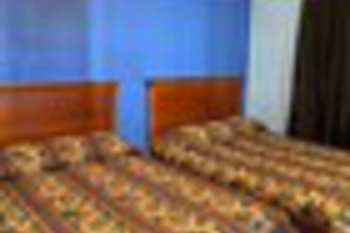 Room 35 of 129