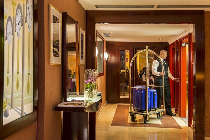 Hotel Lobby