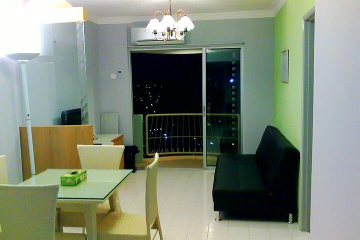 Room 15 of 35