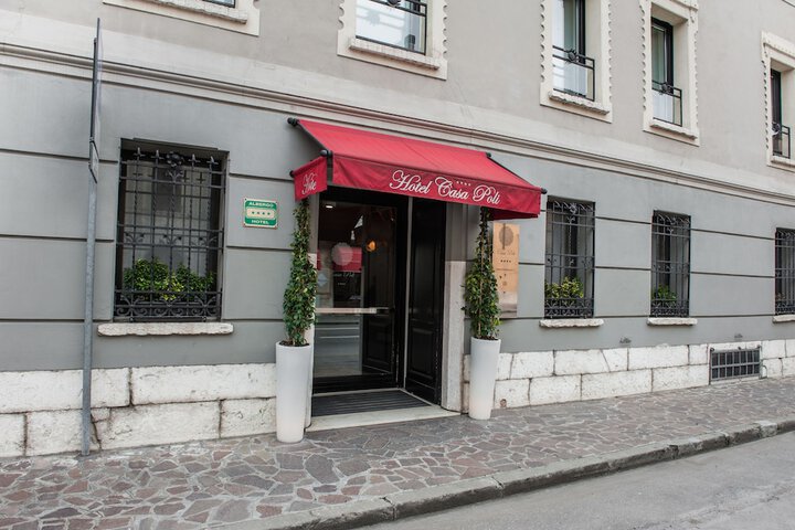 Hotel 57 of 60