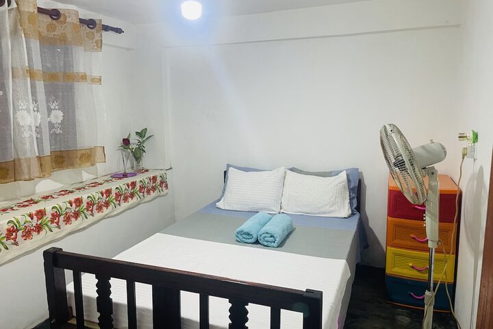 Room 11 of 33